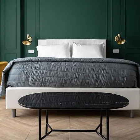 Salotto Boutique 4*